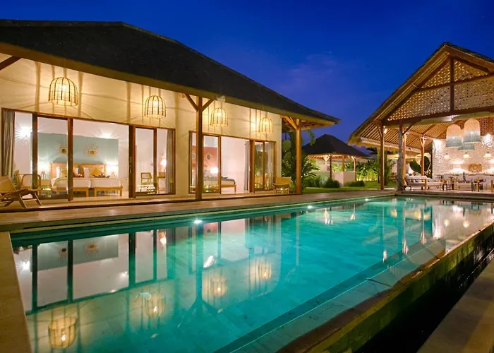 Pantai - A Heaven Of Serenity In The Heart Of Bingin * 乌鲁瓦图